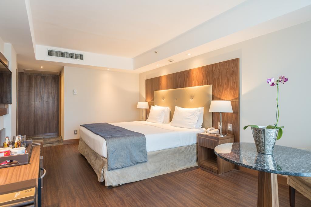 Windsor Marapendi Hotel Rio de Janeiro Ngoại thất bức ảnh A room at the hotel